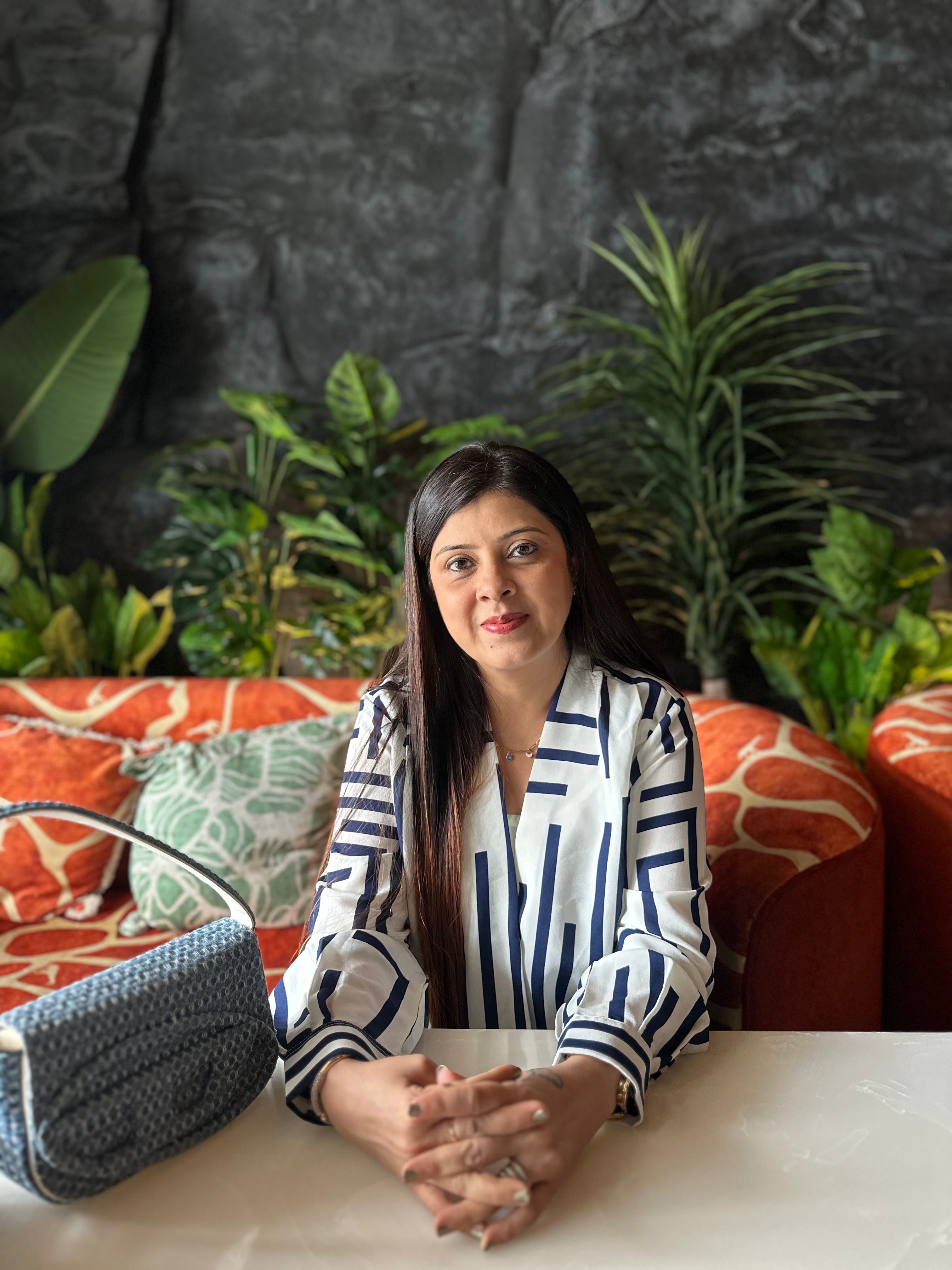 Introductory image of Sona Dhanwani