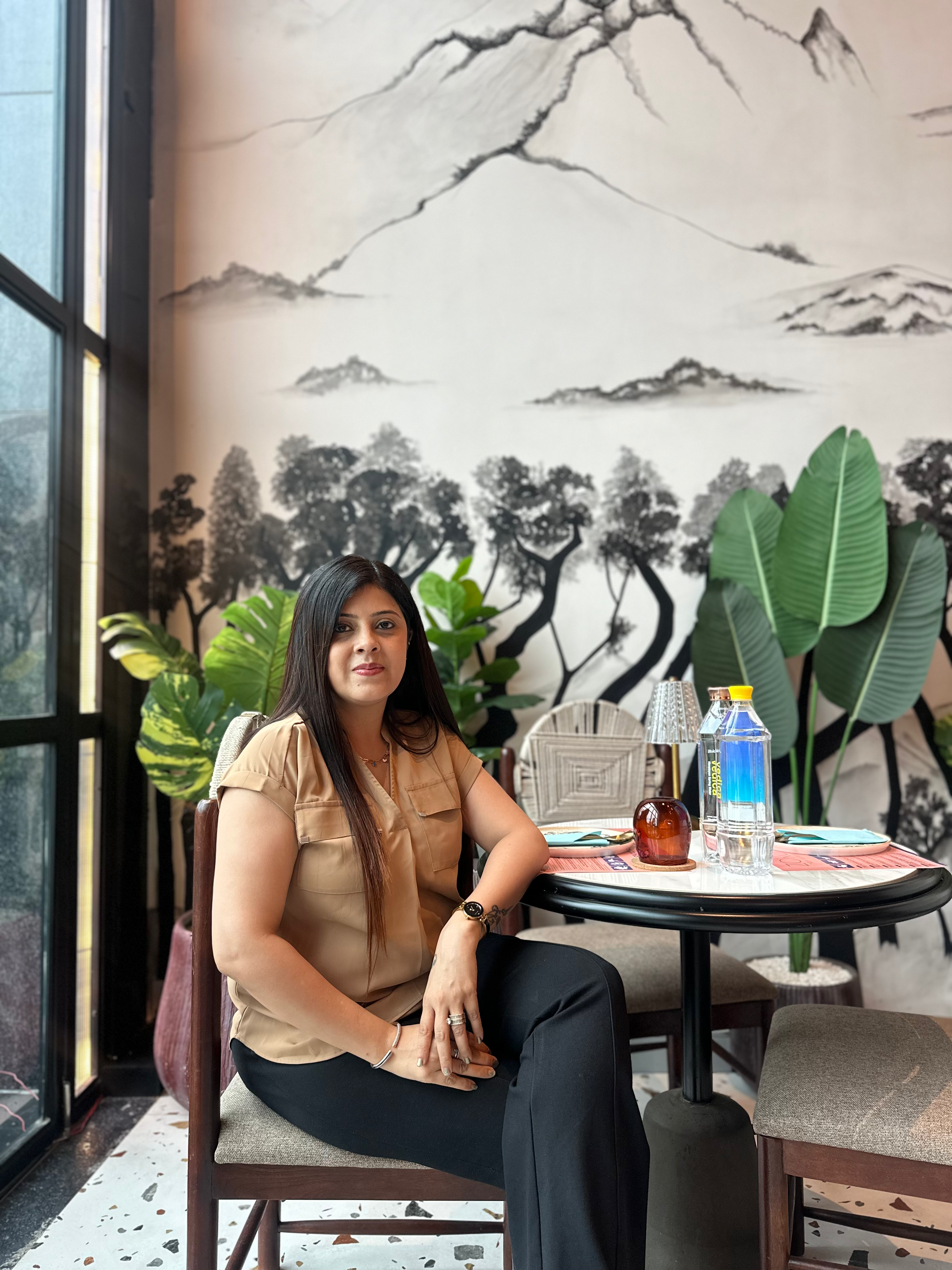 Introductory image of Sona Dhanwani